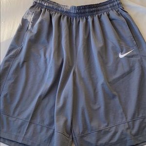 Nike Mens Athletic Shorts Size XL